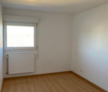 Location Appartement 4 pièces 78m² JARVILLE LA MALGRANGE 54140 - Photo 3
