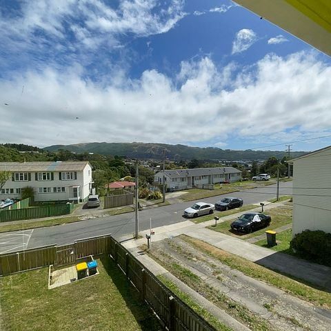 Newly renovated Townhouse in Ranui - Photo 1