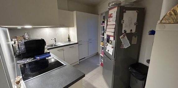 Bel appartement de 5 pièces au 2ème étage - Photo 2