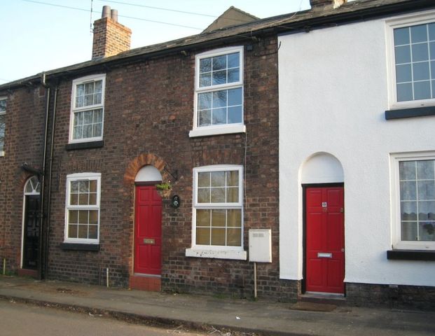 2 Bedroom Terraced To Let - Photo 1