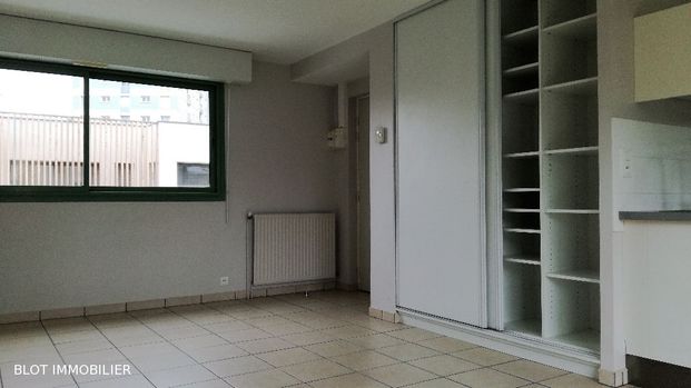 Location Appartement 3 pièces 58m² RENNES 35700 - Photo 1