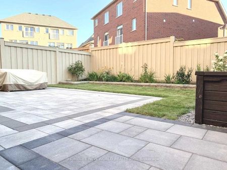 For Lease - 10 Earl Goodyear Road Unit# Main Floor, Markham, Ontario - Photo 4