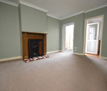 2 bedroom terraced house to rent - Photo 3