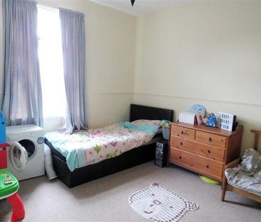 Dovercourt Road - Photo 2