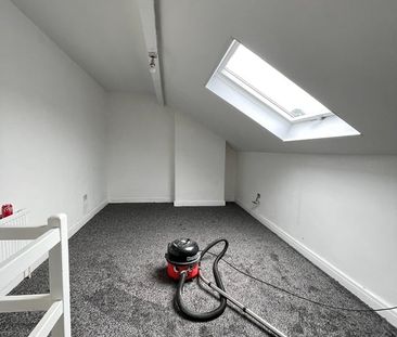 2 Bed Terraced House, Brompton Grove, LS11 - Photo 6