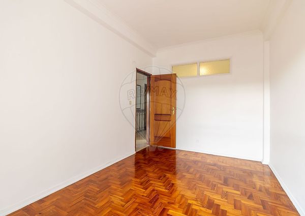 Apartamento T2 em Lisboa