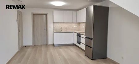 Pronájem bytu 4kk v osobním vlastnictví, 72 m - Photo 4