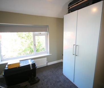 3 bedroom semi-detached house to rent - Photo 4