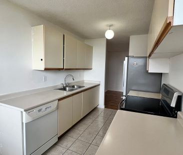 For Lease - 25 Kensington Road Unit# 1407, Brampton, Ontario - Photo 4