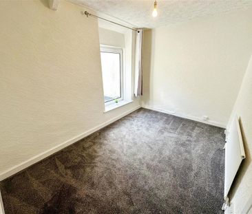 Station Road, Nantymoel, BRIDGEND - Photo 4