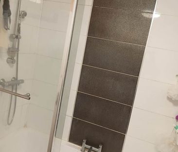 Room in a Shared Flat, Wheatley Close, NW4 - Photo 5