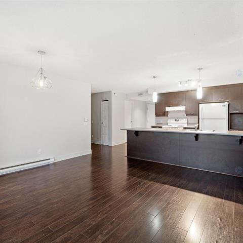 639 Rue Robert Élie - Photo 1