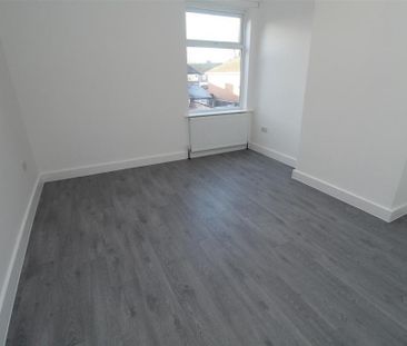 3 bedroom maisonette to rent - Photo 5