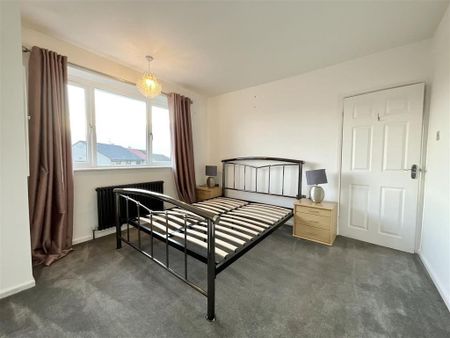 3 bedroom terraced house to rent - Photo 3