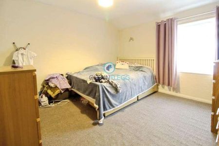 Ripley Close, Langley, Slough, SL3 - Photo 4