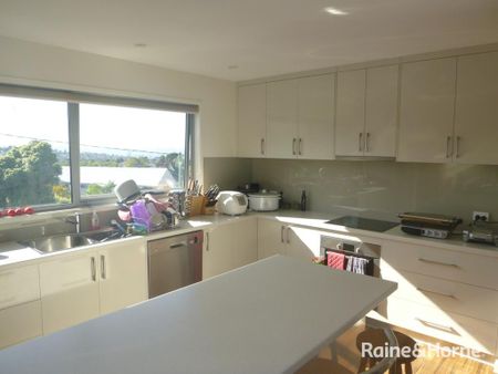 Great North Hobart Apartment - Photo 4