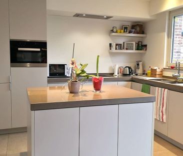 Appartement te huur in 's Gravenwezel voor € 1.095 met 2 slaapkamers - Photo 5