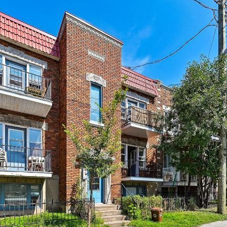 3 1/2 - Montréal (La Petite-Patrie) - 1 050 $/mois - Photo 3
