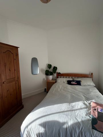 2 Bed Flat, Balham, SW12 - Photo 4