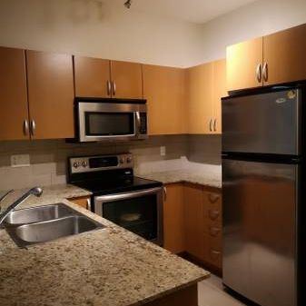 Near Surrey Center 2 bedroom apartment - Photo 3