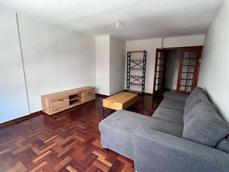 Alquiler de piso en Calle Rafael de Vega Doutor, 11 - Foto 5