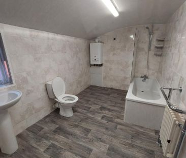 3 bedroom terraced house to rent - Photo 6