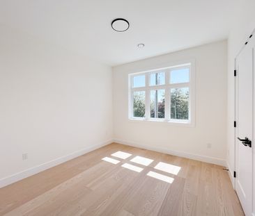 Deluxe Duplex! - Photo 6