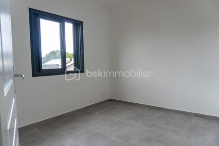 Appartement de 85 m² à Les Avirons - Photo 3