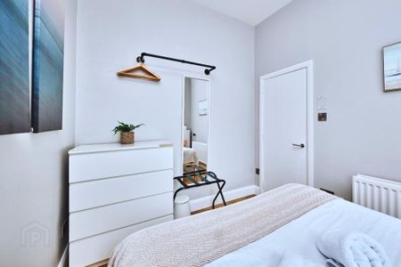 West Beach (From Sept 2025), 54 Eglinton Street, Portrush, BT56 8DY - Photo 4