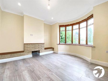 4 bedroom semi-detached house to rent - Photo 2