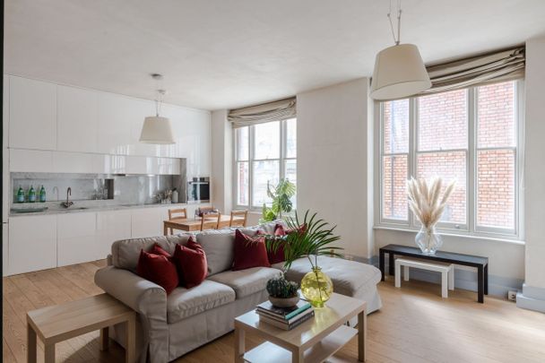 Portman Mansions, Chiltern Street, Marylebone, London, W1U - Photo 1