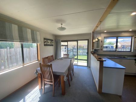 27 Antimony Crescent, Cromwell, Central Otago - Photo 5