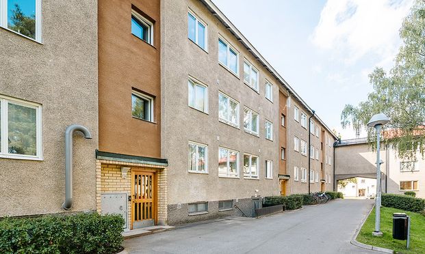 Bjursätragatan 122, Rågsved - Foto 1