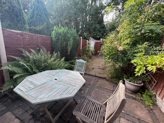 2 bedroom terraced house to rent - Photo 1