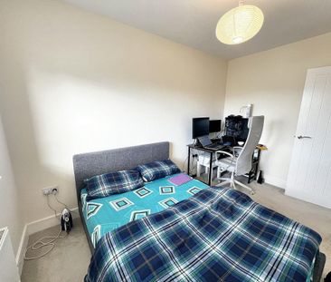 3 bedroom semi-detached house to rent - Photo 5