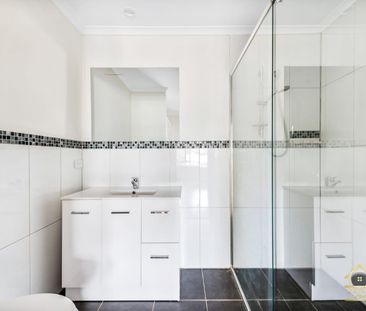 House For Rent - Photo 3