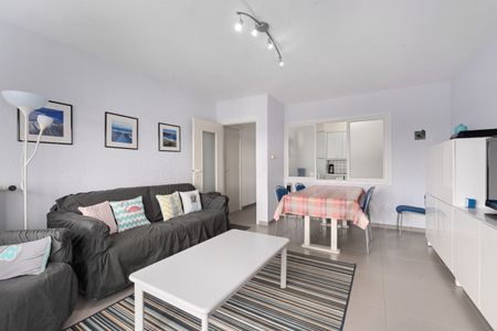 Twee slaapkamer appartement met een uitstekende ligging vlakbij het centrum en strand. - Photo 4