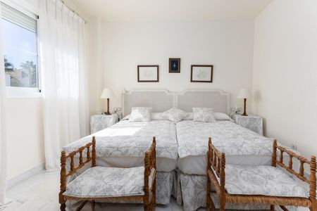 Middle Floor Apartment in San Pedro de Alcántara - Photo 5