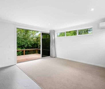 One Bedroom Plus Office Hamilton East Gem - Photo 1