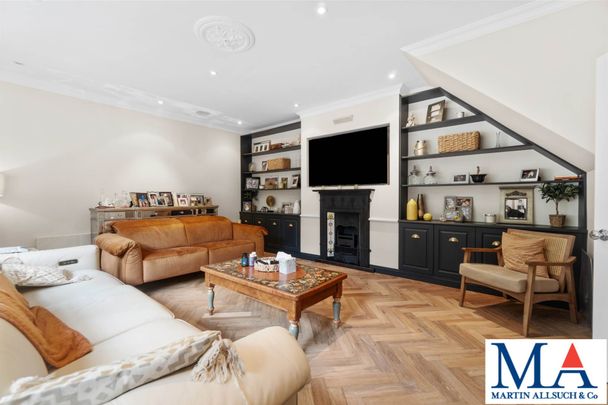 Price £6,995 pcm - Available 15/11/2025 - Unfurnished - Photo 1