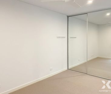 Modern 2-Bedroom Apartment in Prime Williams Landing Location - Photo 4