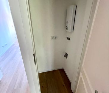 *TOP-sanierte Wohnung mit neuer Einbauküche * - Foto 3