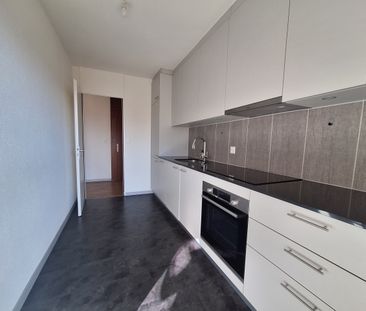SION-CENTRE / APPARTEMENT RENOVE DE 2.5PCES - Photo 2