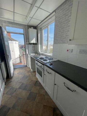 1 bedroom flat to rent - Photo 5