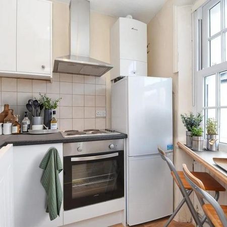 1 bedroom flat to rent - Photo 3