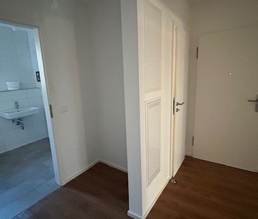 2-Zimmer-Wohnung in der Weimarer Straße: schick, modern, komfortabel! - Foto 5