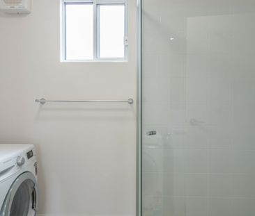 Pack your bag and move in! - Photo 2