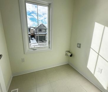 For Lease - 32 AMOS Avenue, Brantford, Ontario - Photo 5