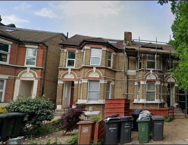 Studio Flat, Recreation Road, SE26 - Photo 1