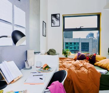 6 Bedroom Apartment - Photo 5